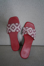 Load image into Gallery viewer, Baggy ken Kawar - red &amp; white
