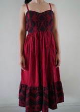 Load image into Gallery viewer, Lucia - wine red

