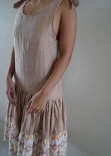 Load image into Gallery viewer, Julia - beige
