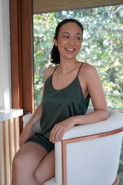 Moss green sleeveless shorts set