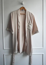 Load image into Gallery viewer, FS - Champagne Robe
